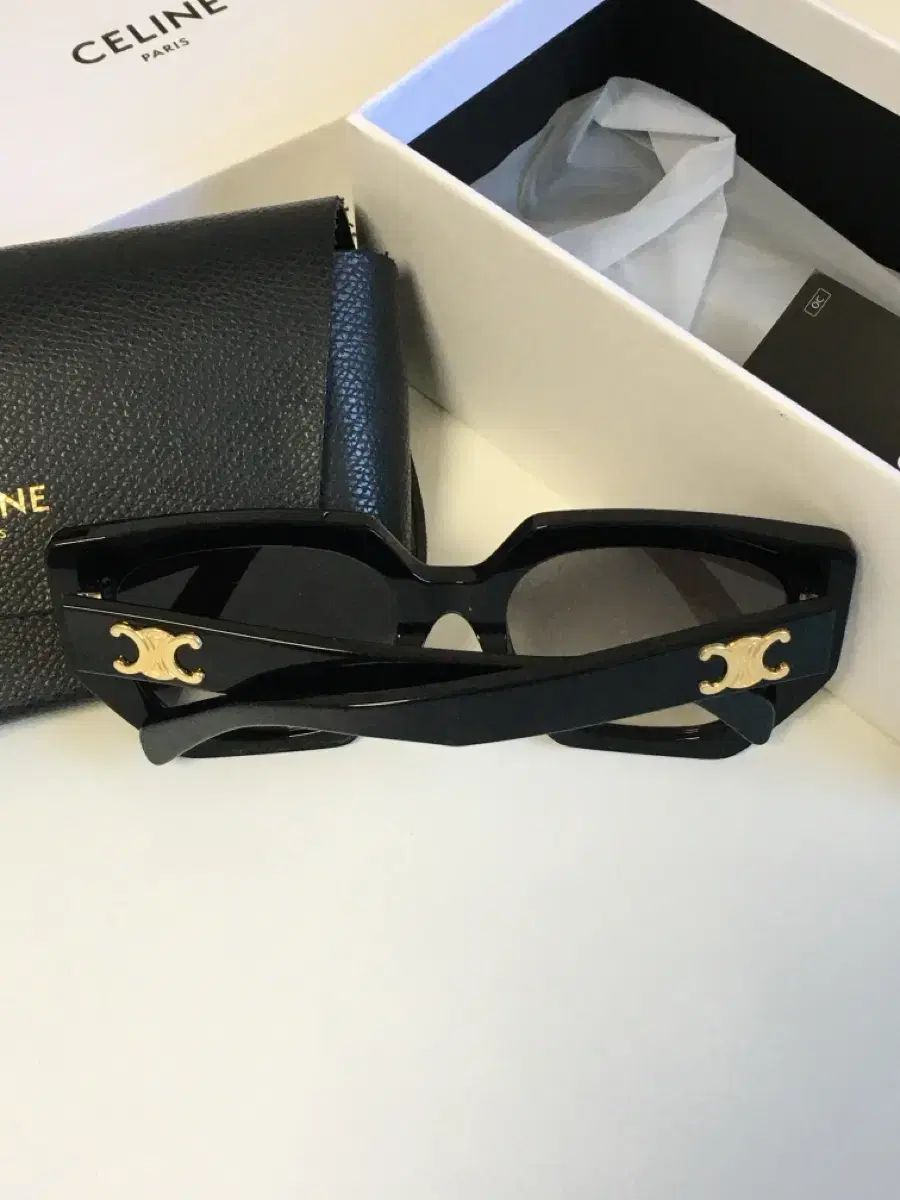 Celine セリーヌ CL40239F-01F サングラス