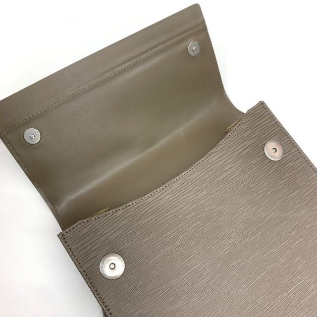 LOUIS VUITTON（ルイ・ヴィトン） エピ ラマチュエル エピレザー 