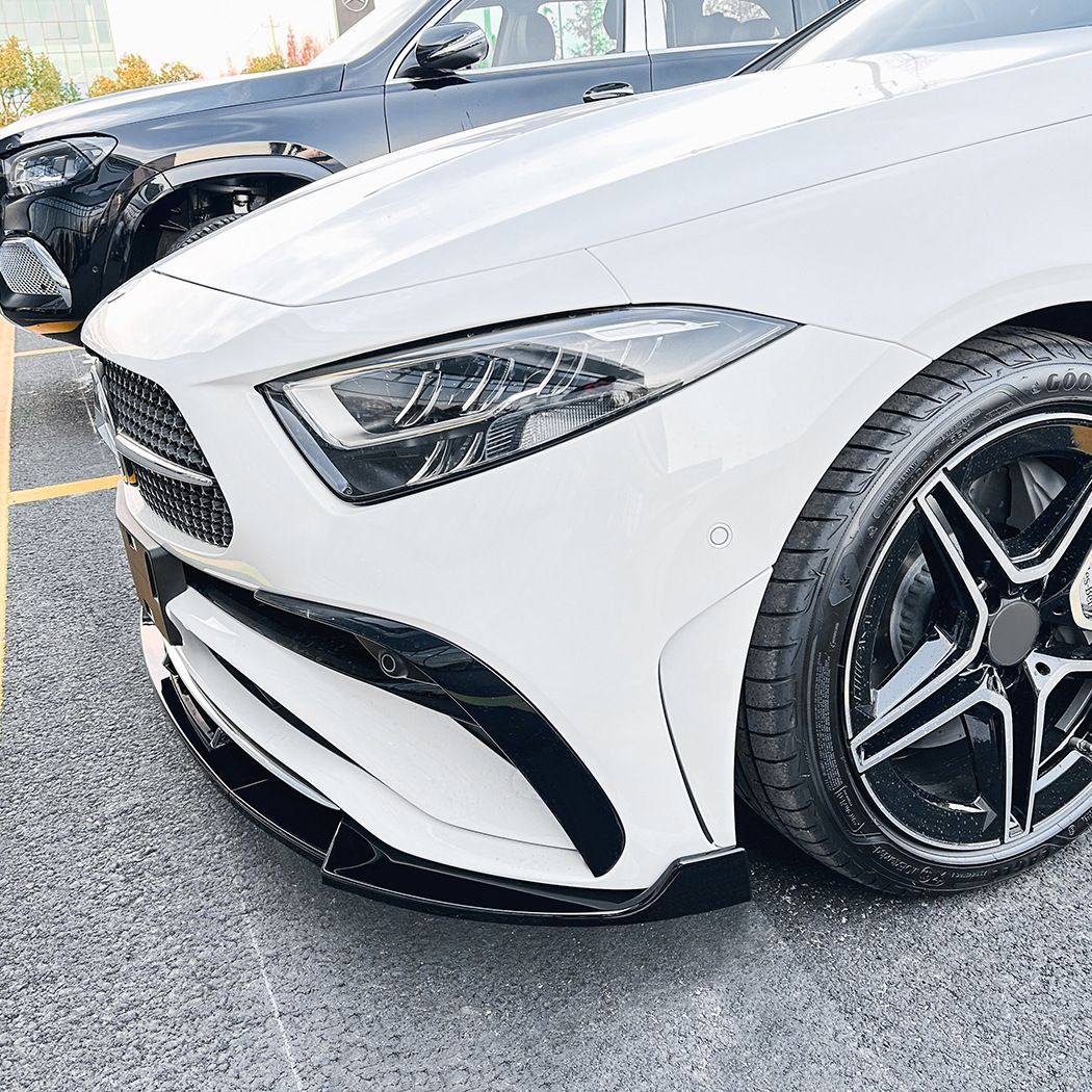メルセデス・ベンツ CLSクラス CLS-Class C257 後期 2022年以降 AMG Line対応 フロントリップスポイラー 前唇 フロントバンパー下部 外装パーツ ピアノブラック カーボン調 前まわりを引き締めるスポーティデザイン ドレスアップ用