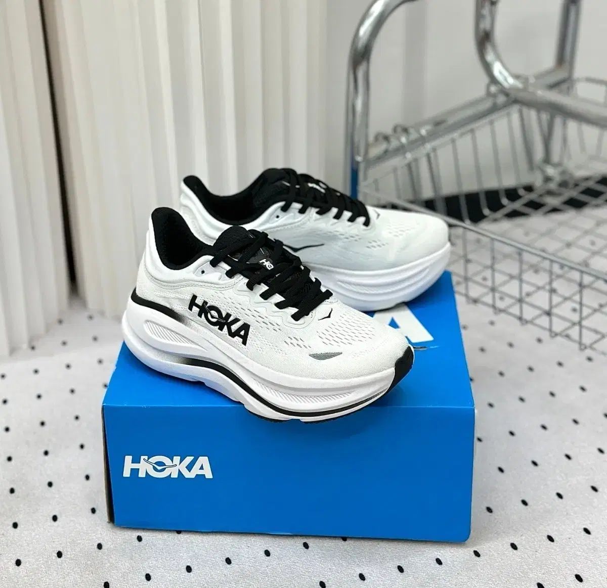 HOKA ONE ONE ホカオネオネ スニーカー 1162011-WBLC