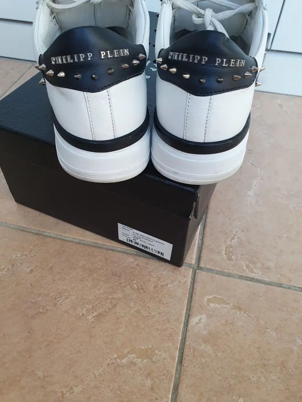 PHILIPP PLEIN(フィリッププレイン) スタッズ スニーカー 靴 40サイズ PHILIPP PLEIN(フィリッププレイン) スタッズ スニーカー 靴 40サイズ