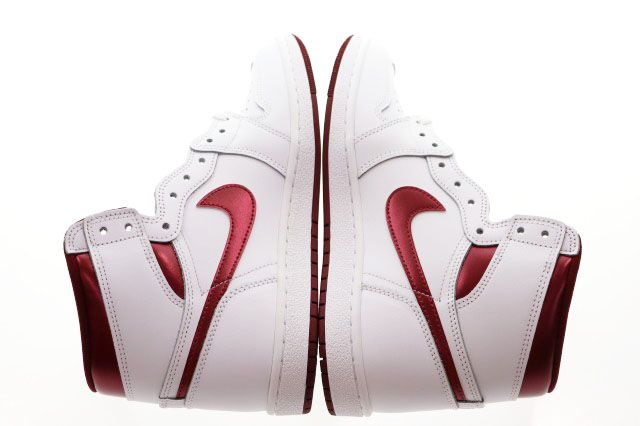 ナイキ NIKE AIR JORDAN 1 HIGH '85 METALLIC BURGUNDY 28cm BQ4422-161 AJ1 エア ジョーダン ハイ メタリック バーガンディ スニーカー 【ブランド古着ベクトル】【中古】▲■2600606 ナイキ NIKE AIR JORDAN 1 HIGH '85 METALLIC BURGUNDY 28cm BQ4422-161 AJ1 エア ジョーダン ハイ メタリック バーガンディ スニーカー 【ブランド古着ベクトル】【中古】▲■2600606