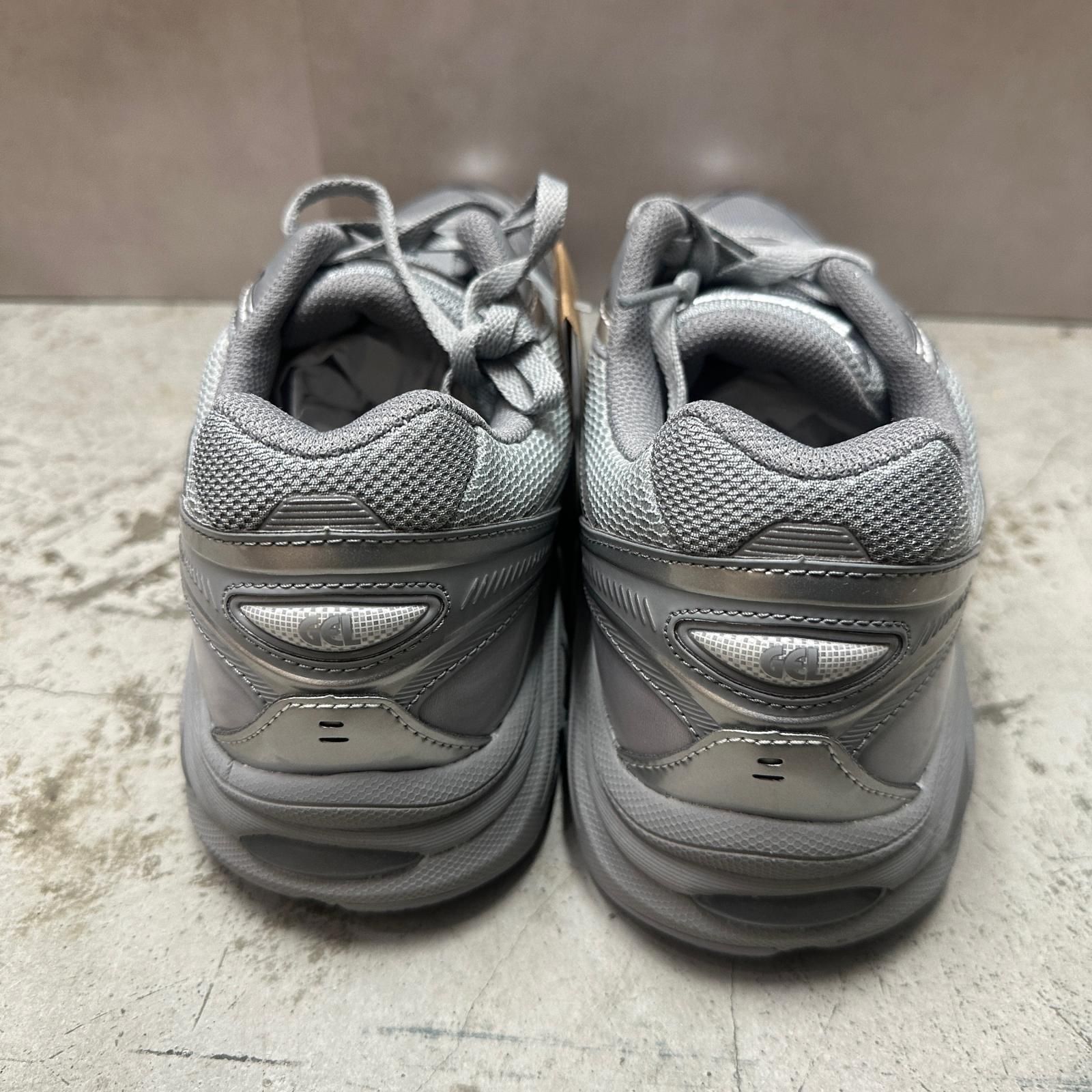 未使用 asics GT-2160 ローカットスニーカー アシックス 1203A764-020 シルバー 28cm （17191M）