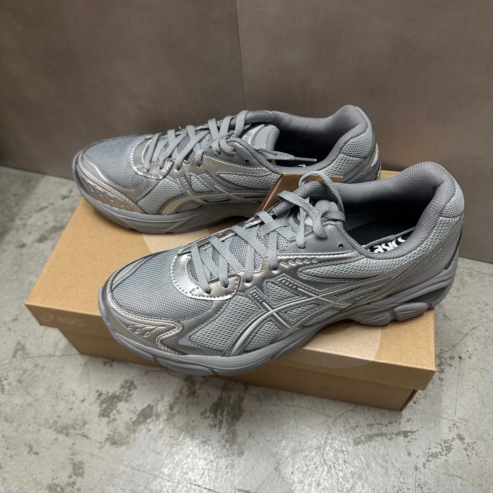 未使用 asics GT-2160 ローカットスニーカー アシックス 1203A764-020 シルバー 28cm （17191M）