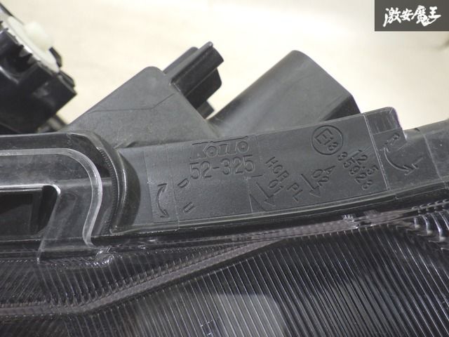 トヨタ 純正 MXPJ10 MXPB10 ヤリスクロス LED ヘッドライト ヘッドランプ レンズ 左 左側 助手席側 KOITO 52-325 即納 棚14-2