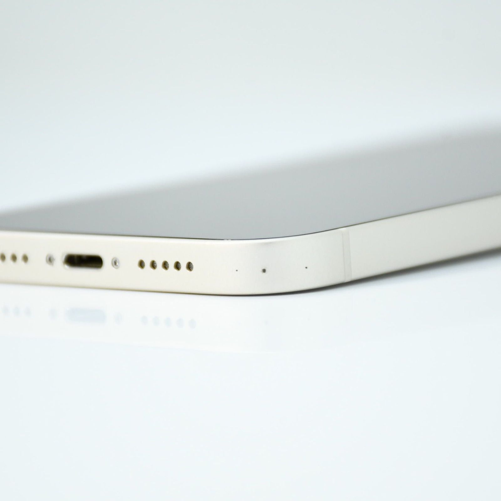純正バッテリー87％＊液晶美品】docomo SIMフリーiPhone13 256GB