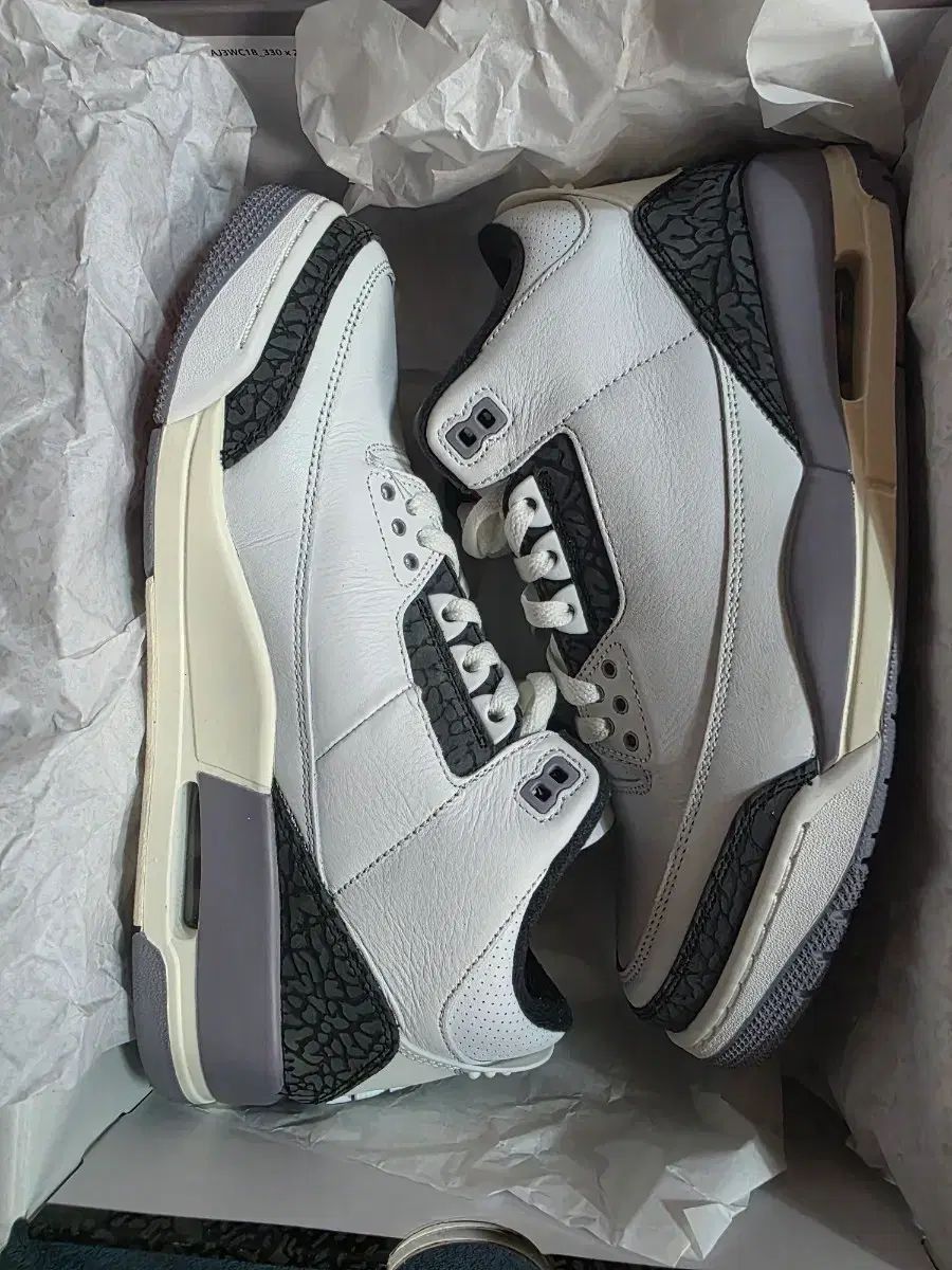 NIKE ナイキ Air Jordan 3 Retro 