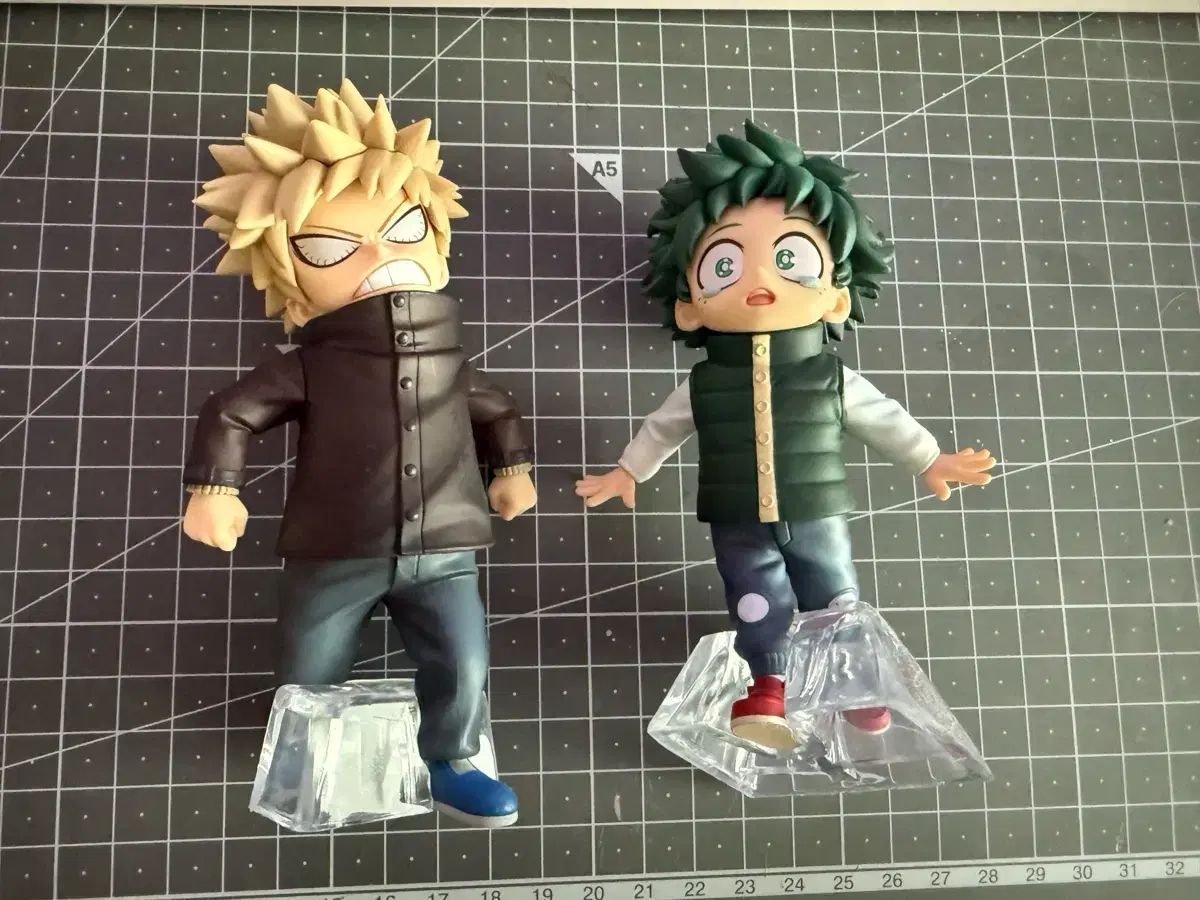 (シンプル展示) 緑谷 爆豪 少年期 e賞