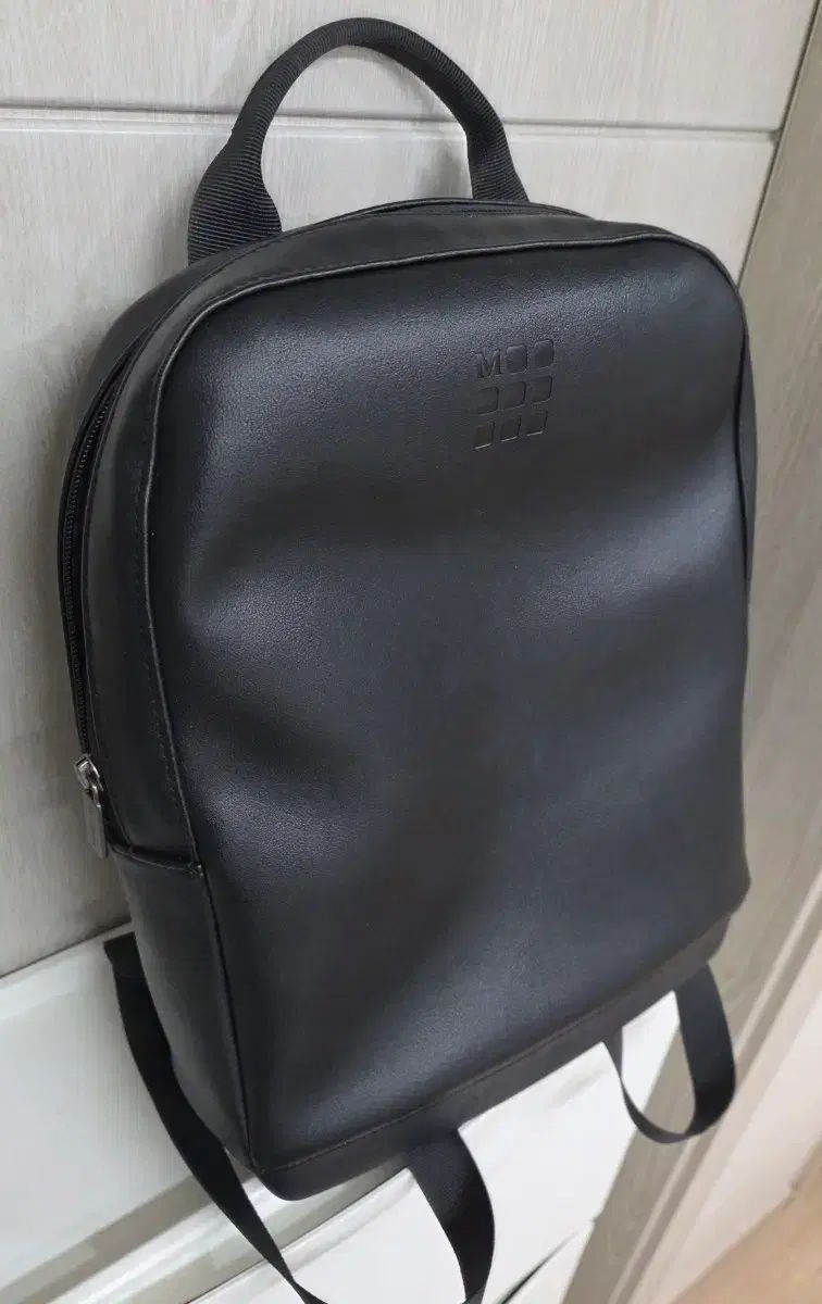 モールスキン Moleskine Classic 小型バックパック - 35.6cm (14インチ)