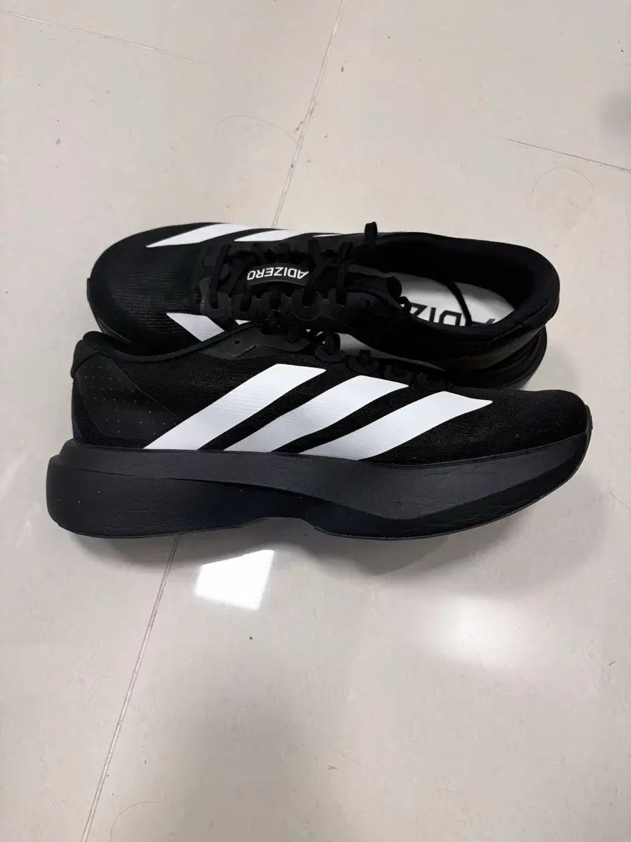 アディゼロ エボ SL 275 出品