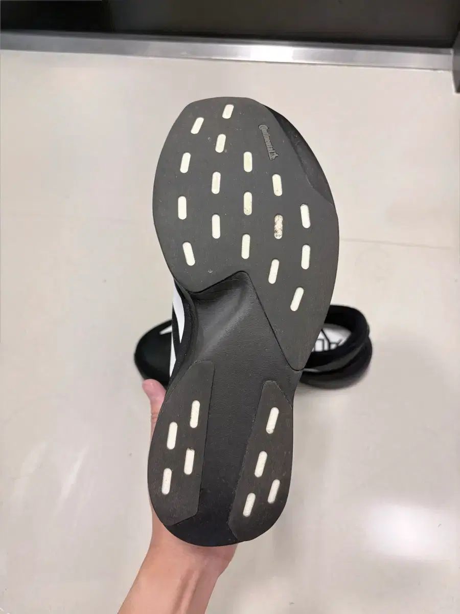 アディゼロ エボ SL 275 出品