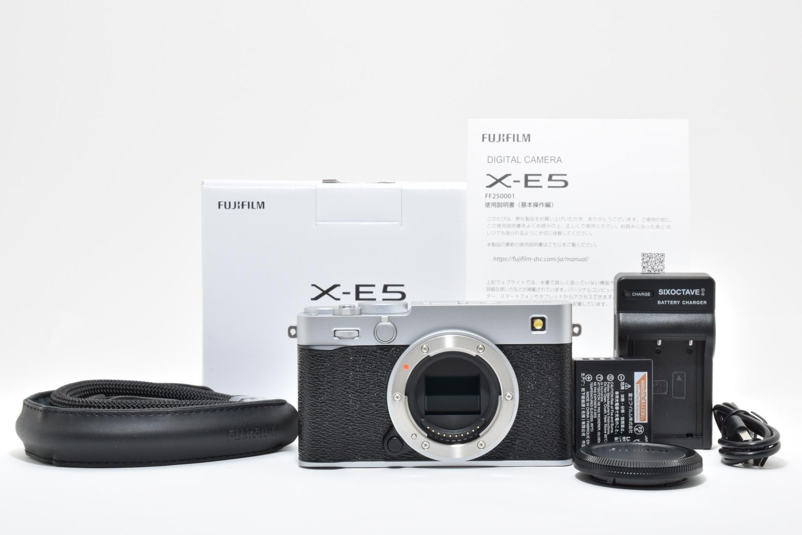 ■65ショットのほぼ新品■ 富士フイルム X-E5 シルバー #F112