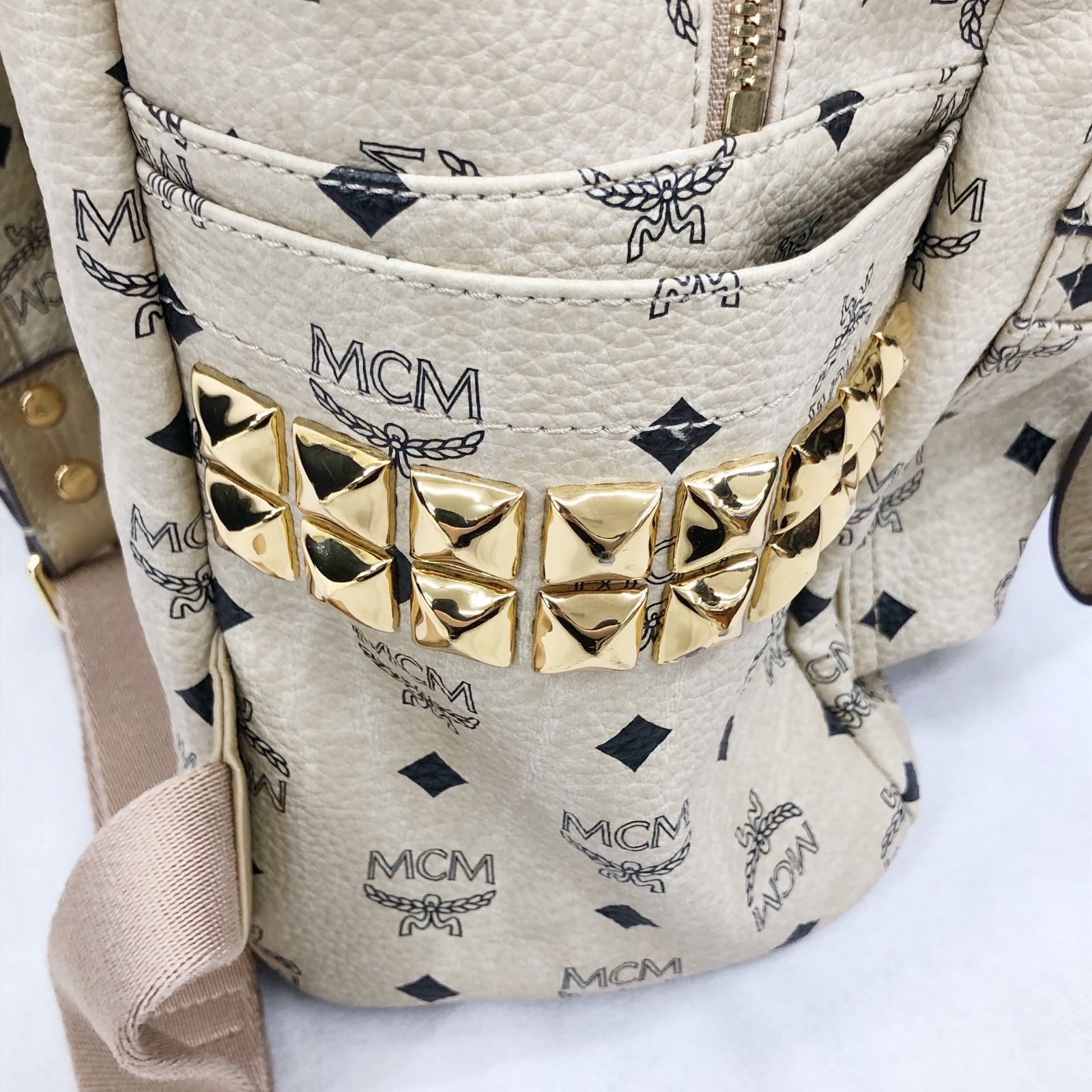 MCM エムシーエム ロゴプリント リュック バッグパック ベージュ 