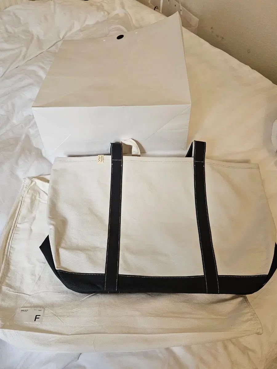 新品 VISVIM ビズビム 26ss ジュノー バッグ トートバッグ M (ネイビー色)