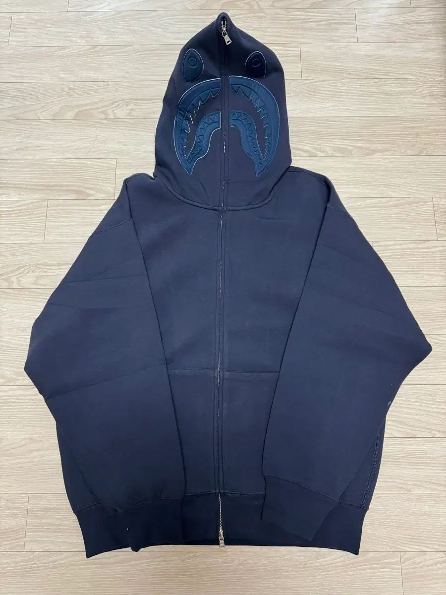 A BATHING APE アベイシングエイプ LINE カモフラ インターロック シャーク フード ジップアップ L