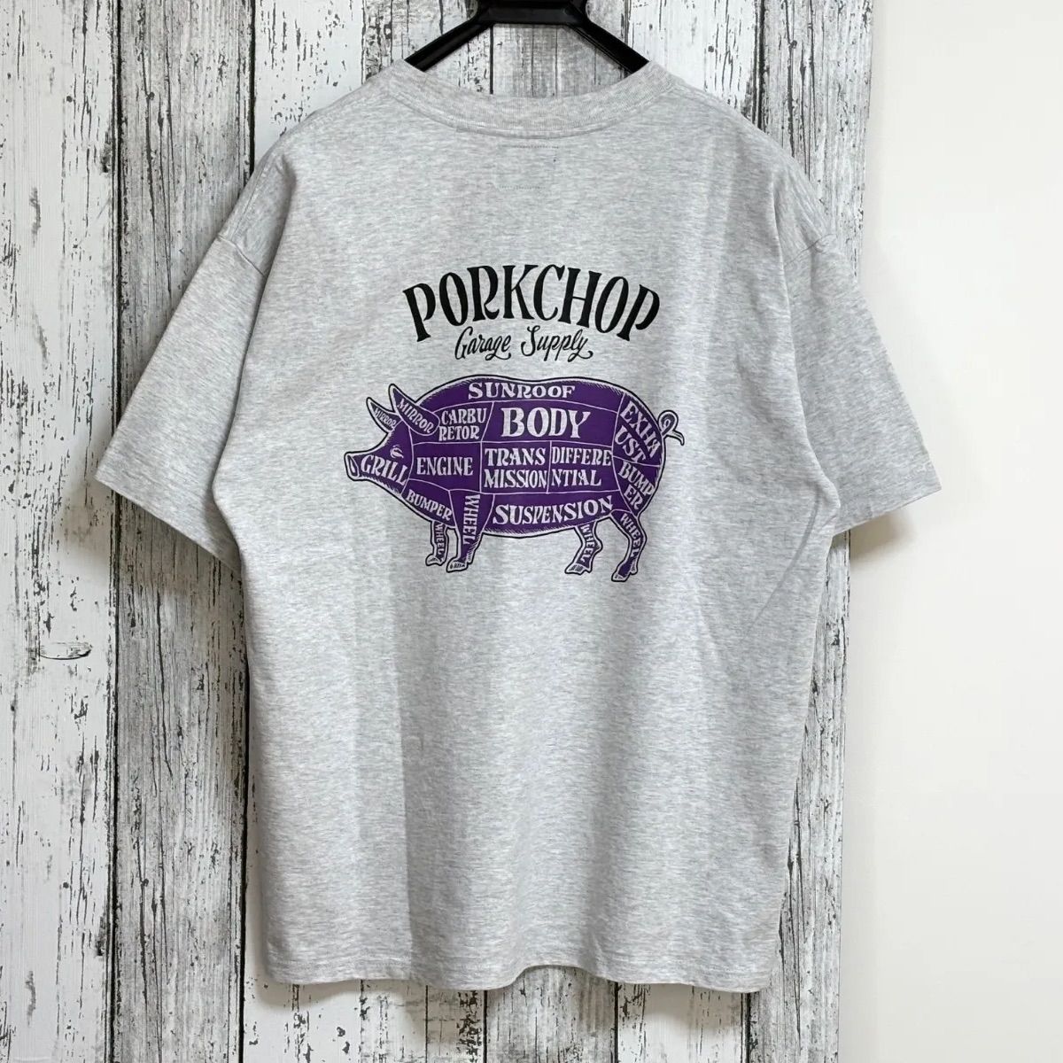 【 美品 】ポークチョップ PORKCHOP GARAGE SUPPLY BACK TEE Tシャツ M バック プリント　グレー グレイ ロゴ ( パープル ) 人気商品