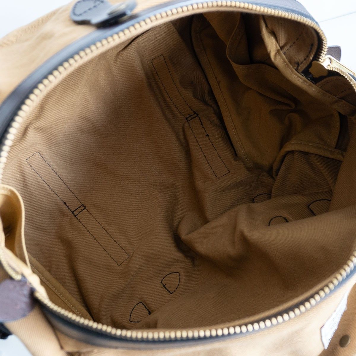 美品】FILSON【スモール ラギットツイル ダッフルバッグ 2WAY】タン
