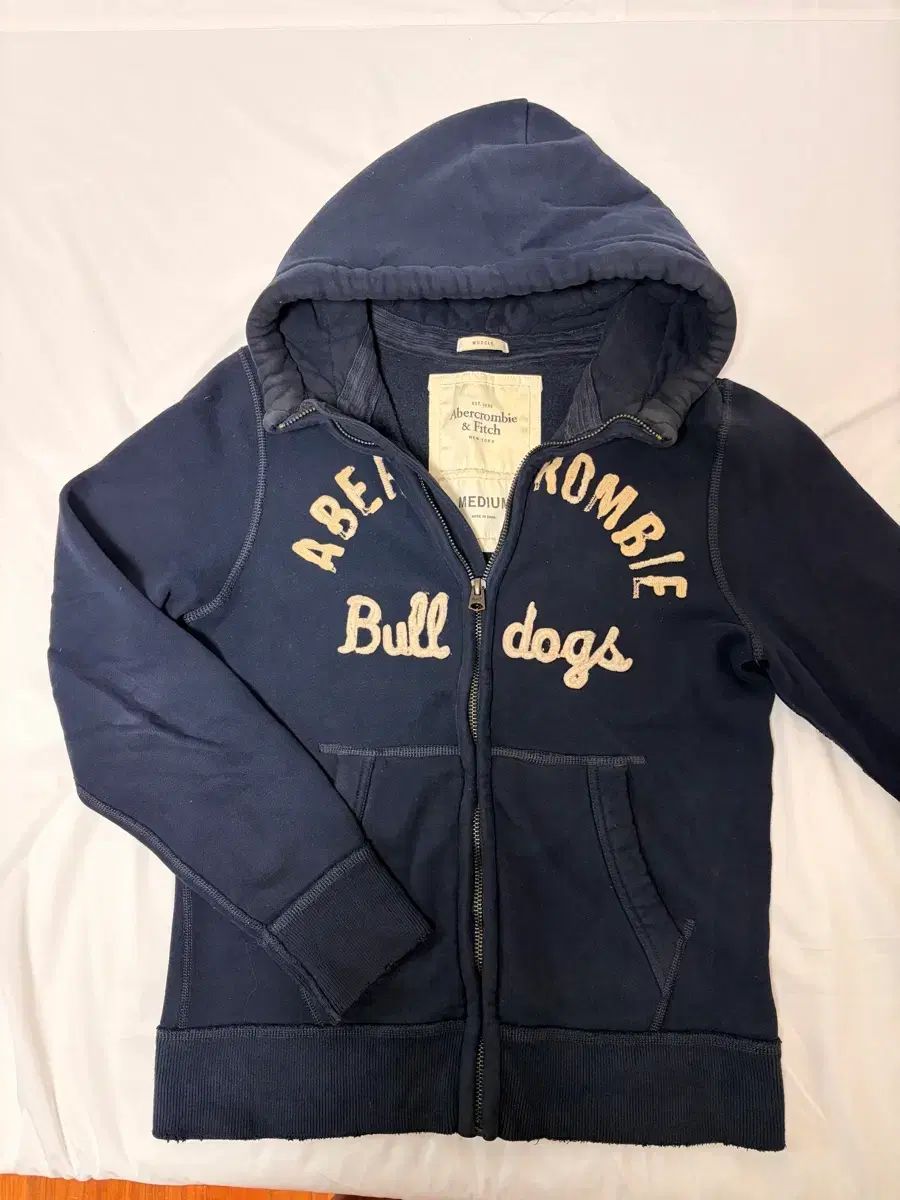 アバクロンビー アンド ピーチ フード ジップアップ ネイビー Bull dogs