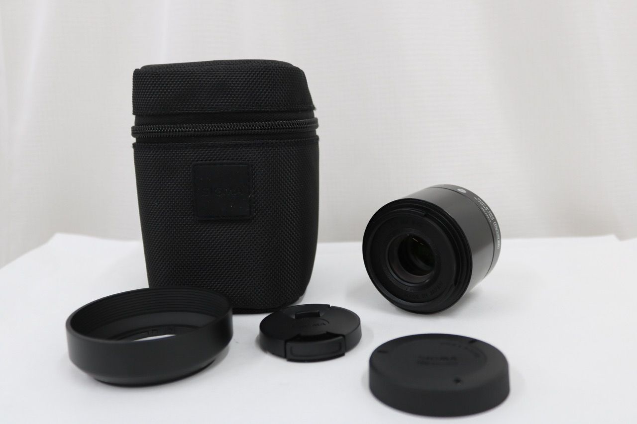 【返品保証】 シグマ Sigma 60mm F2.8 DN マイクロフォーサーズ マウント 付属品多数 レンズ e13402