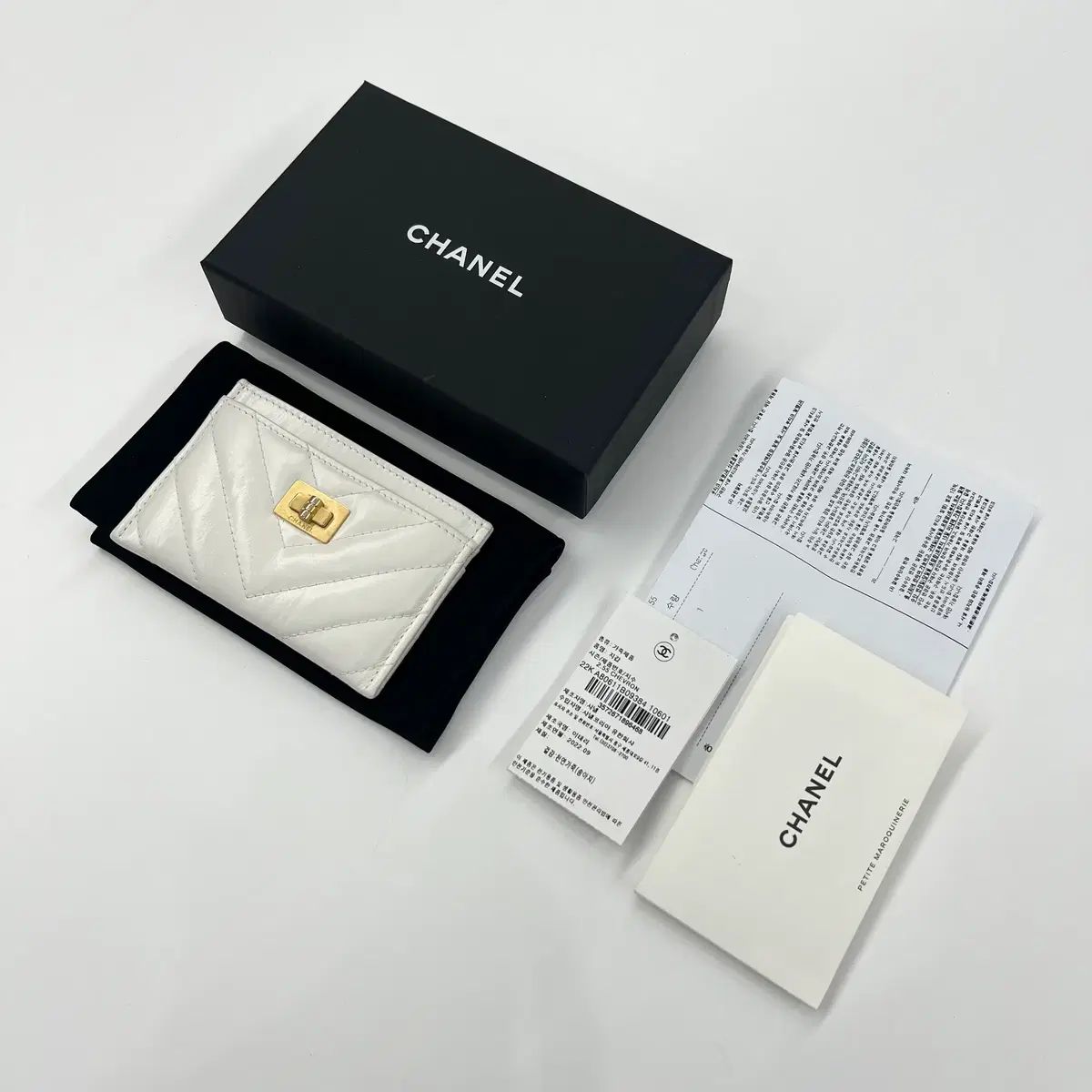 正規品内蔵チップ CHANEL 2 55 ヴィンテージ カードホルダー