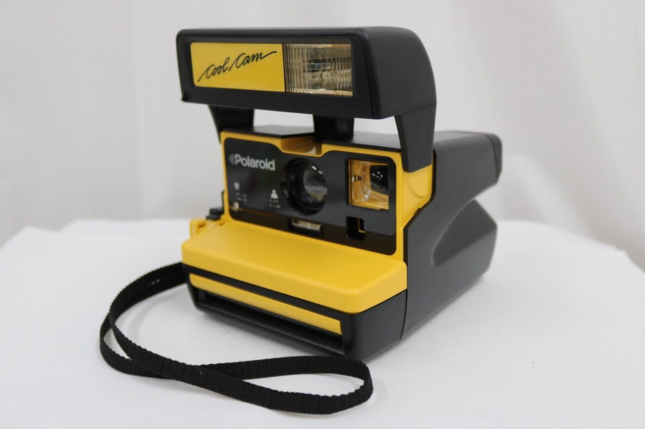 【返品保証】 ポラロイド Polaroid Cool Cam 600 イエロー ポラロイドカメラ e13484