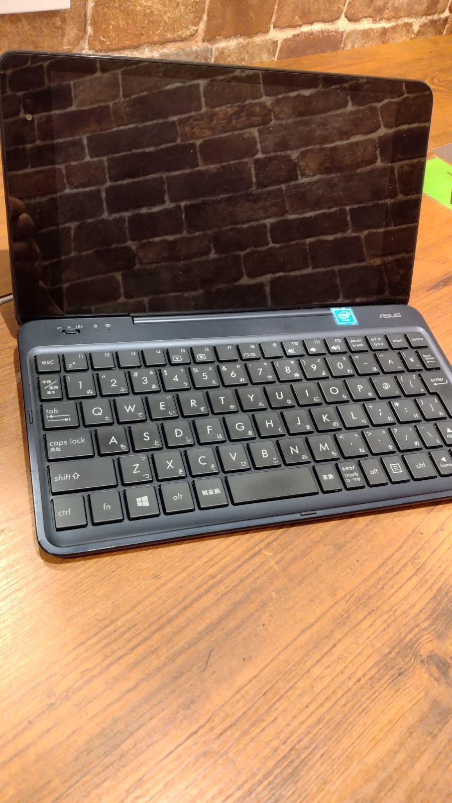 ASUS T-90CHI 8.9