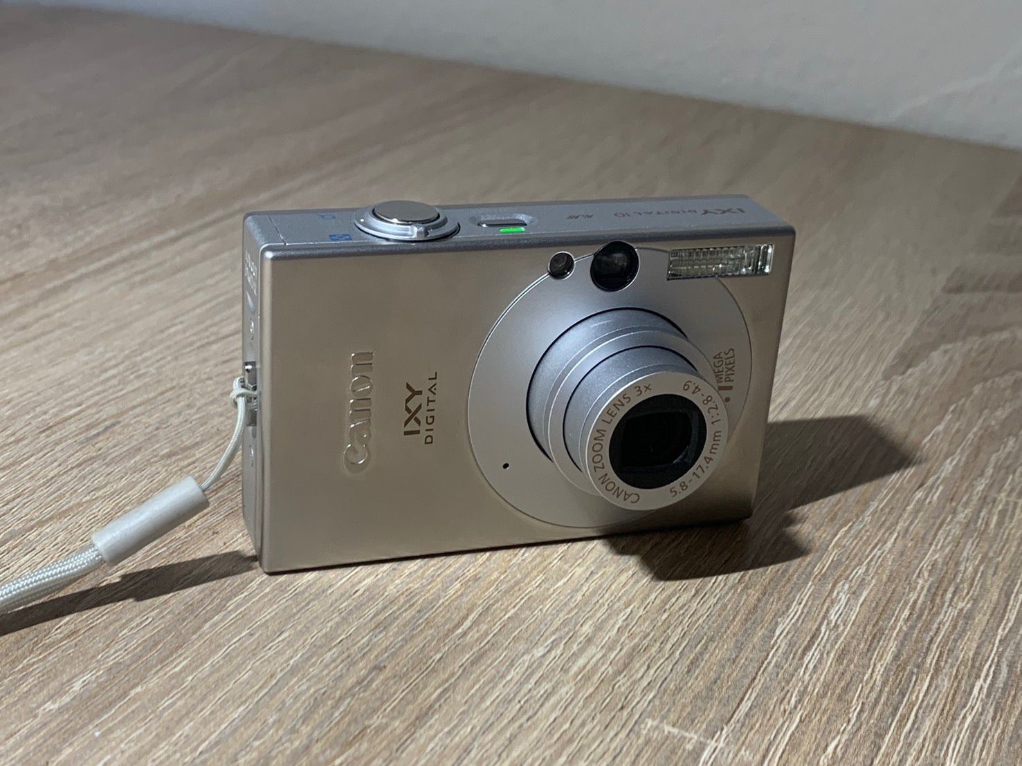 Canon IXY DIGITAL 10 シルバー デジカメ 動作確認済 1324 Canon IXY DIGITAL 10 シルバー デジカメ 動作確認済み 美品【コ
