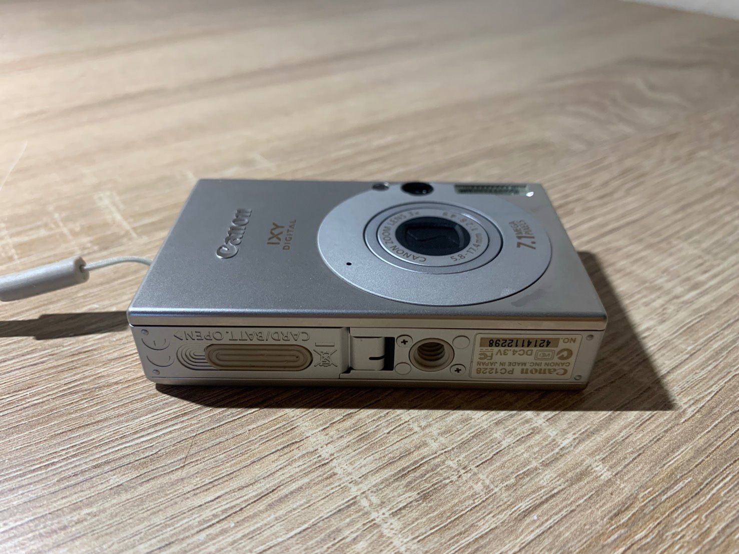 1324 Canon IXY DIGITAL 10 シルバー デジカメ 動作確認済み 美品【コ