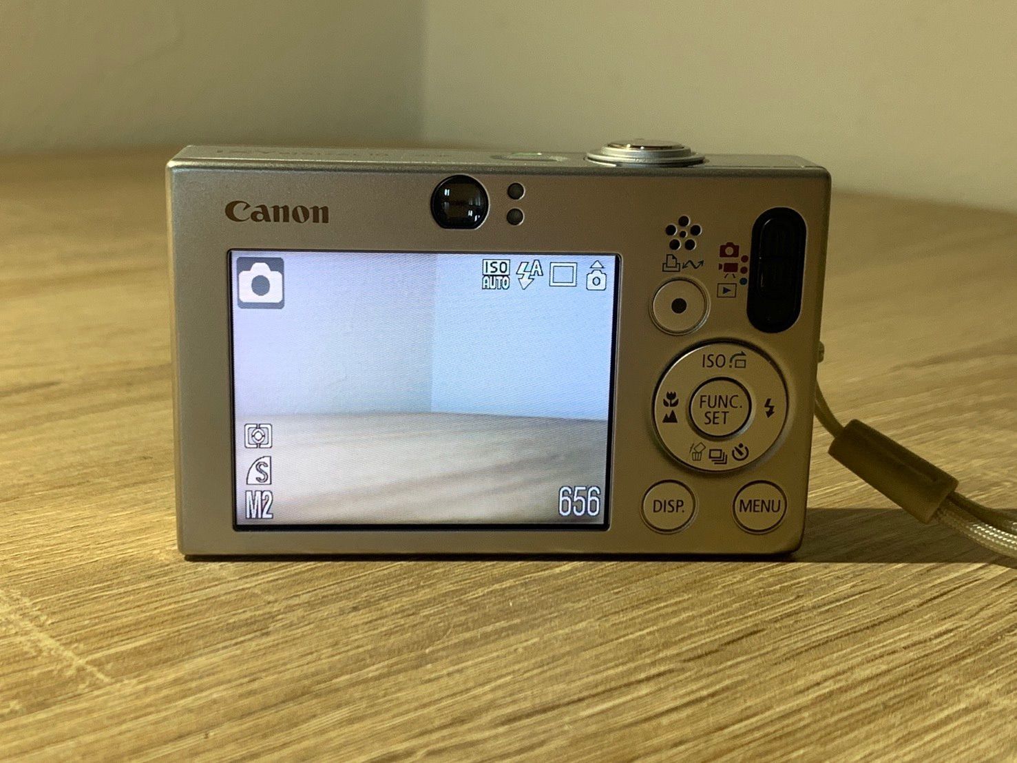 1324 Canon IXY DIGITAL 10 シルバー デジカメ 動作確認済み 美品【コ