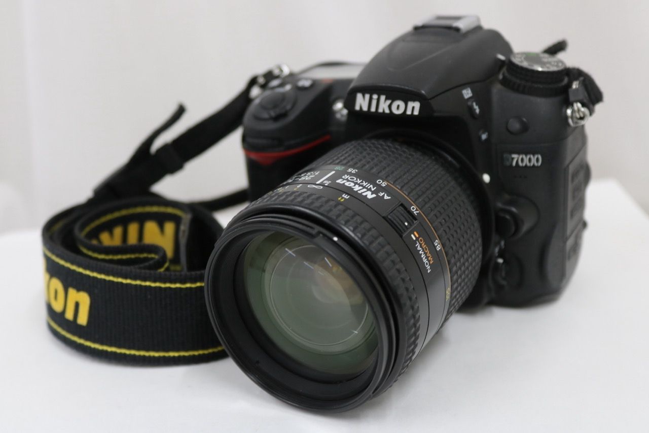 【返品保証】 【シャッター834回】ニコン Nikon D7000 AF NIKKOR 28-105mm F3.5-4.5 D デジタル一眼 e13539