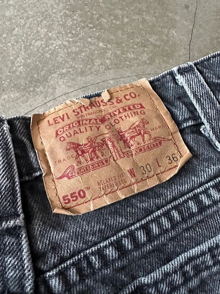 90年代 リーバイス 550 アメリカ製 ブラックデニム w28 新品，爆買い