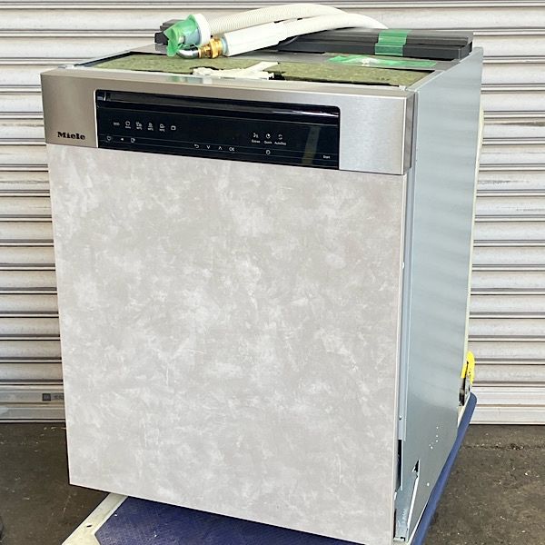 【中古】Miele/ミーレ ビルトイン食器洗い機 G7604 CSCi 幅60cm 単相200V ドア材取付専用 現行モデル 2025年 使用2ヶ月 ●135998
