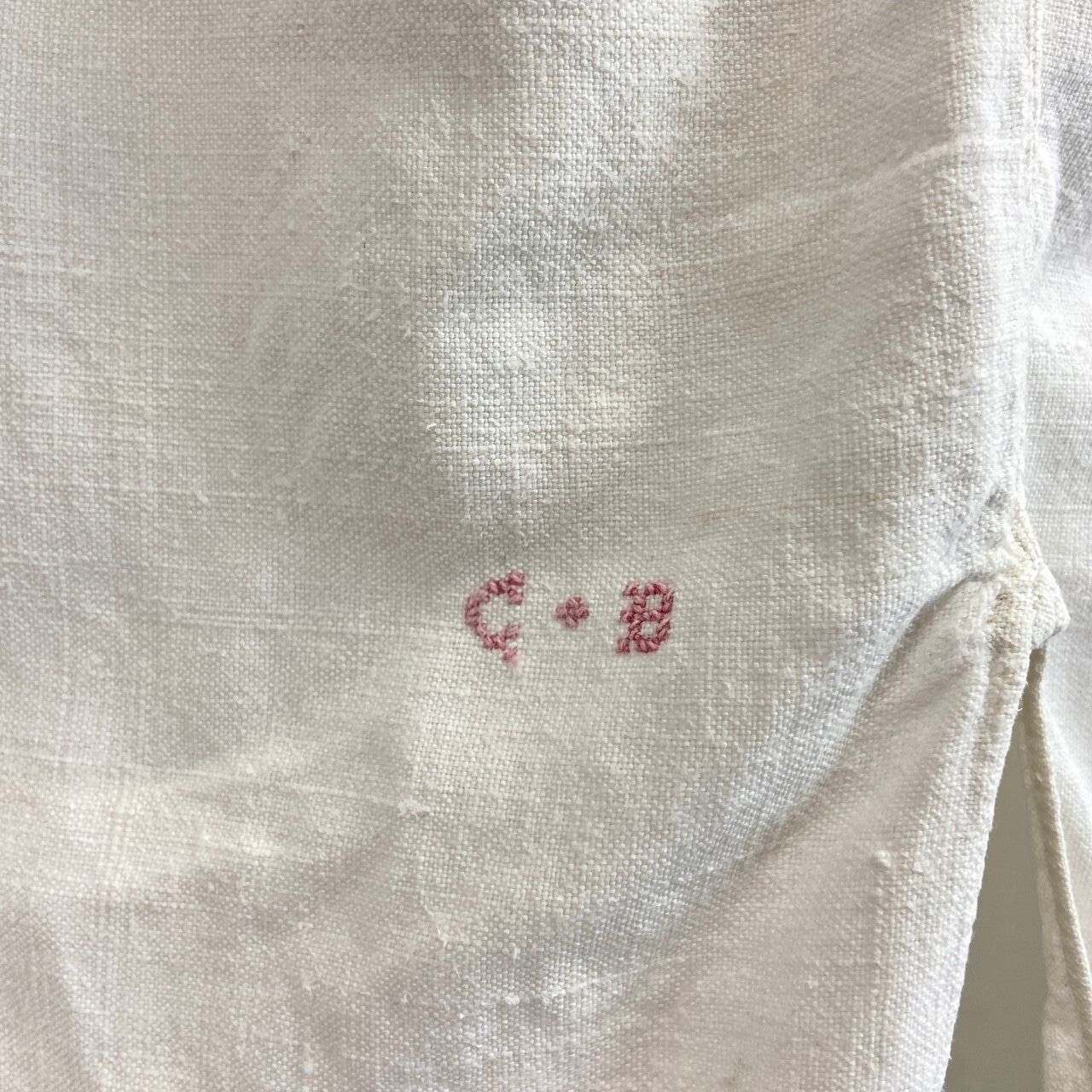1900年代初頭 フレンチ アンティーク リネンスモックシャツ 赤刺繍 