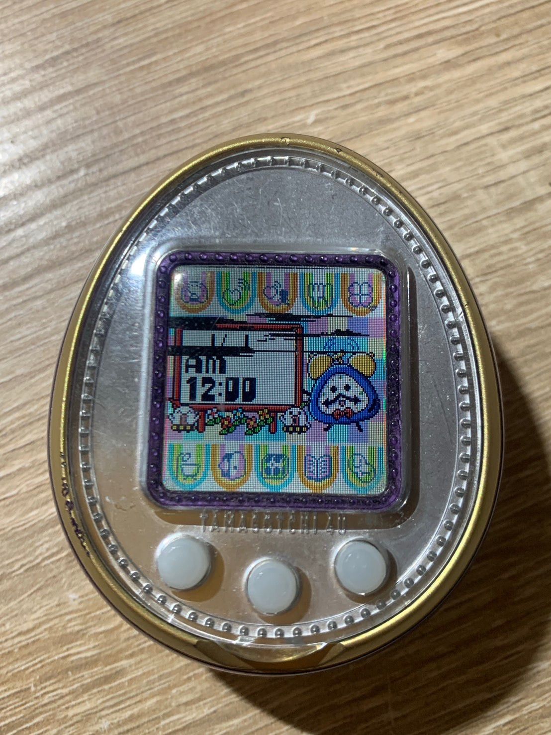 【ジャンク品】 たまごっち4U + ブルー 1338 たまごっち 4U パープル ジャンク品【ネ】 - メルカリ