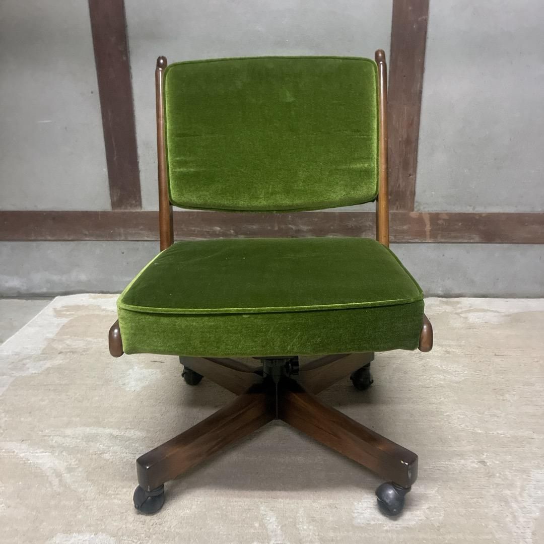 ◯カリモク家具 FURNITURE コロニアル デスクチェア 肘掛け グリーン カリモク コロニアル デスクチェア 2脚セット モケットグリーン - メルカリ
