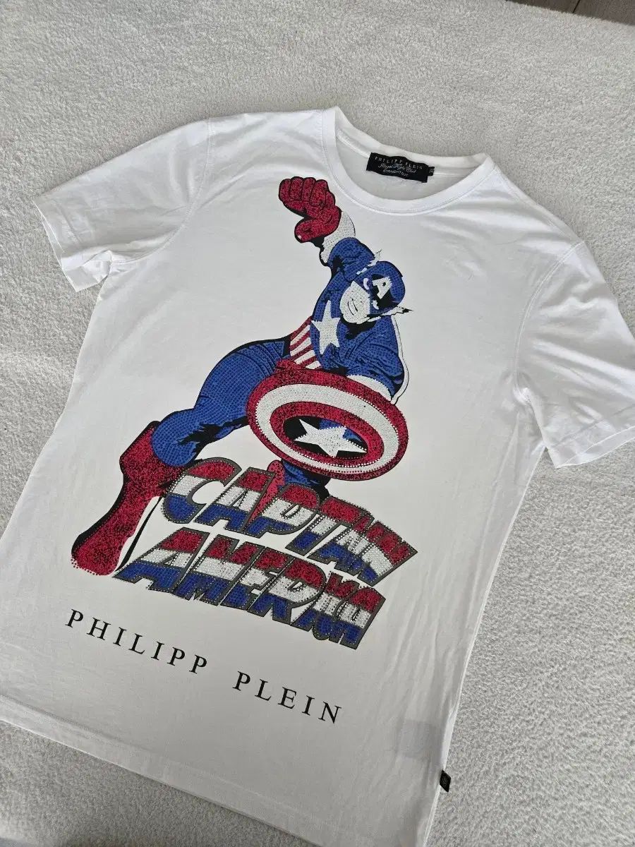 PHILIPP PLEIN(フィリッププレイン) キャプテンアメリカ ビジョ装飾 半袖Tシャツ 白