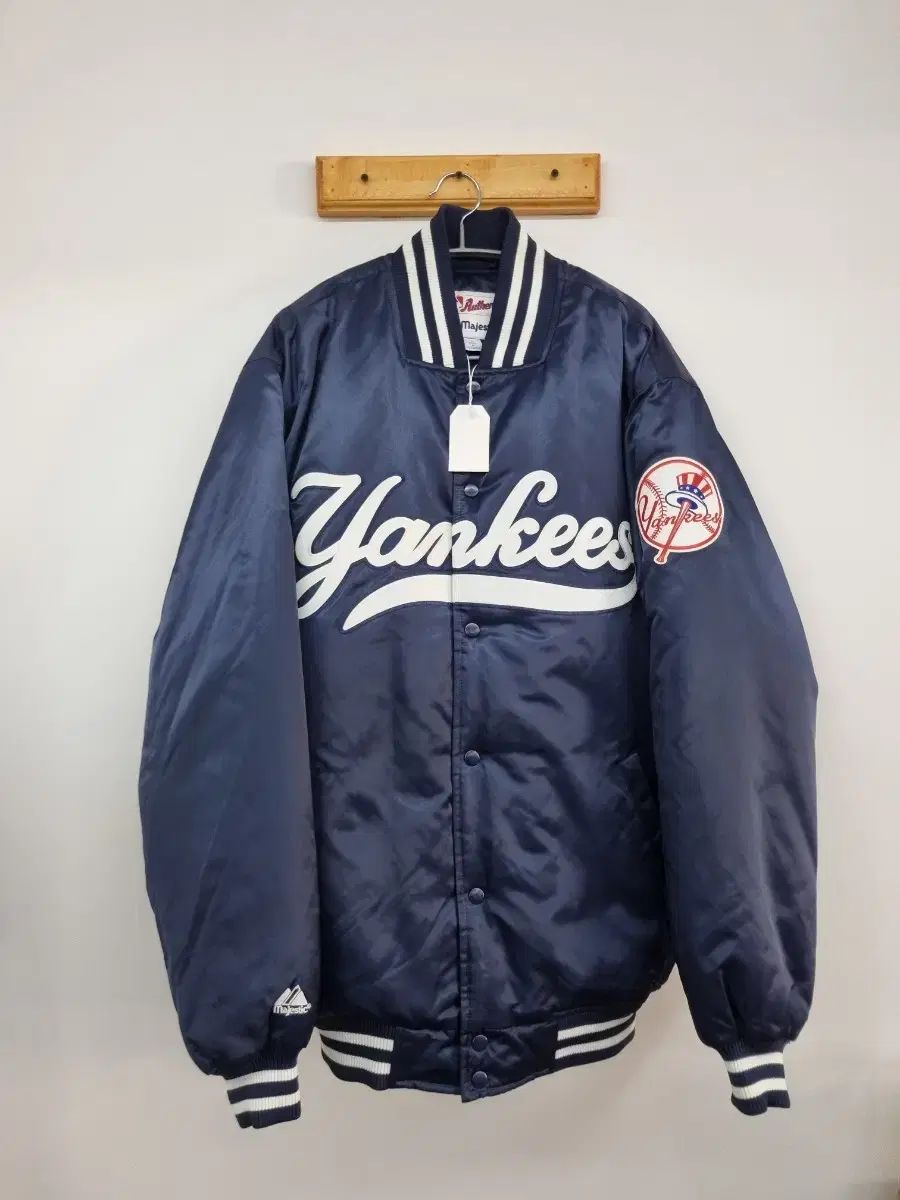 マジェスティック NEW YORK ヤンキース スタジアム ジャケット