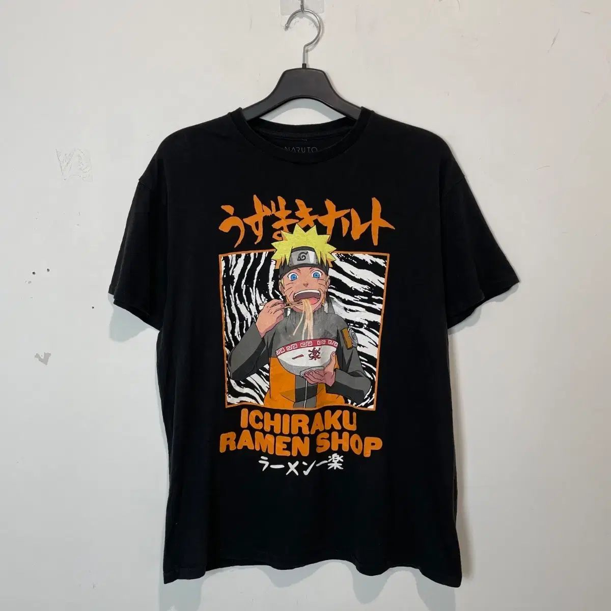 NARUTO -ナルト- 一楽ラーメン店 半袖 Tシャツ ブラック