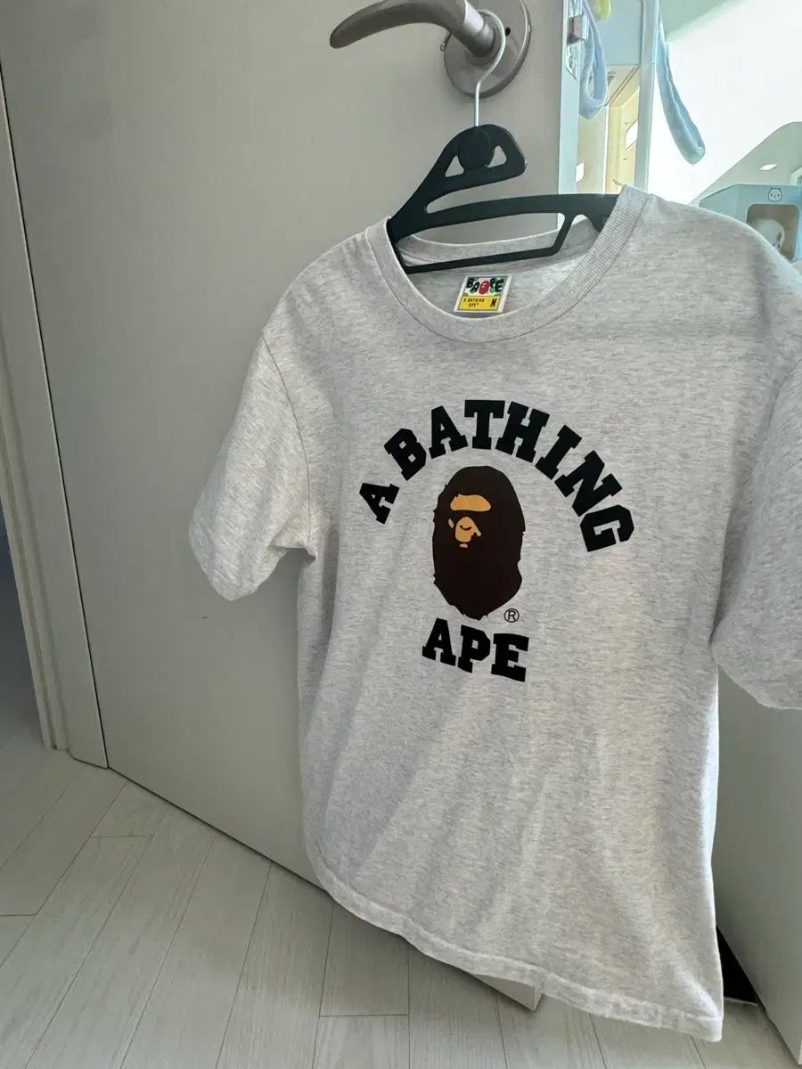 A BATHING APE アベイシングエイプ 半袖Tシャツ