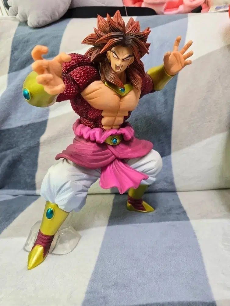 ドラゴンボール 一番くじ 超サイヤ人4 限界突破 ブロリー ラストワン フィギュア