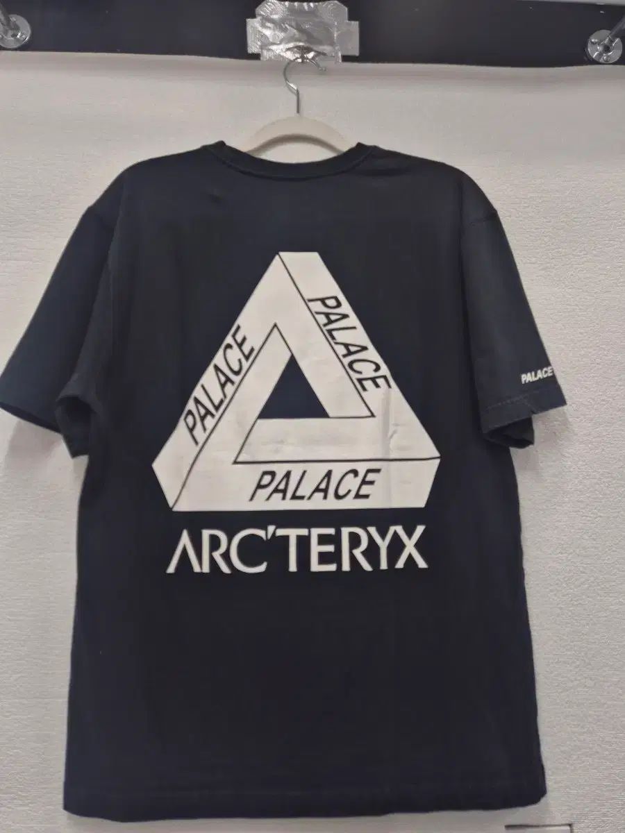 ARC'TERYX PALACE パレス 半袖Tシャツ ブラック /100(正規品)