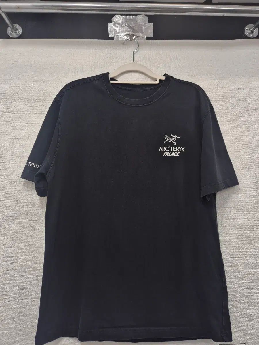 ARC'TERYX PALACE パレス 半袖Tシャツ ブラック /100(正規品)