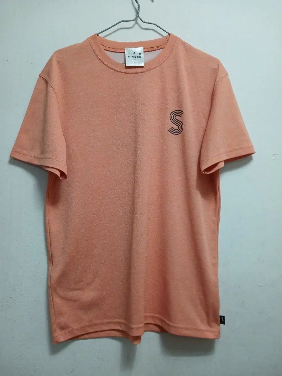 IAB Studio アイエプスタジオ ユニセックス 半袖Tシャツ サイズ M 95