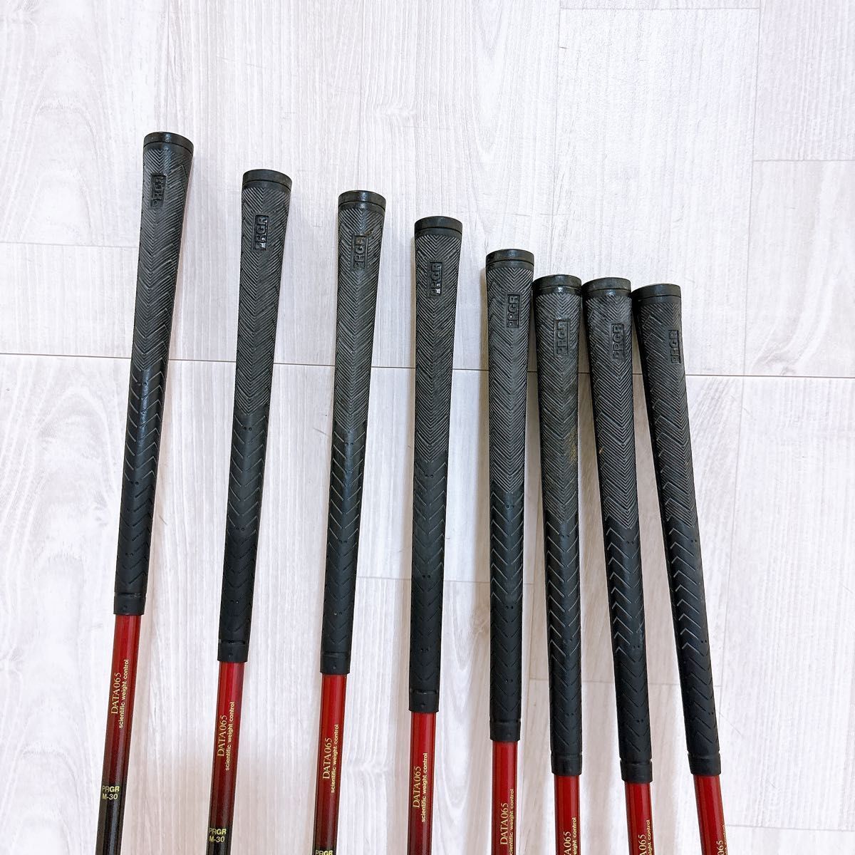 PRGR DATA735 プロギア レディースアイアンセット 8本 右利き M-30 L相当 PRGR DATA735 プロギア レディースアイアンセット 8本 右利き M-30 L相当