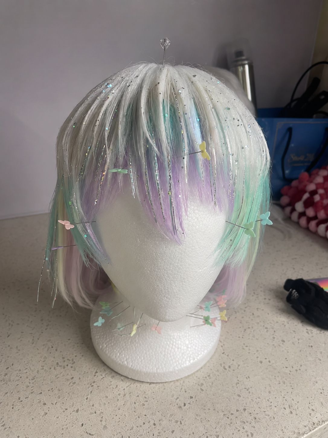 コスプレウィッグ 白髪ショート グラデーション ウィッグ ダイヤモンド　宝石の国　カット済み