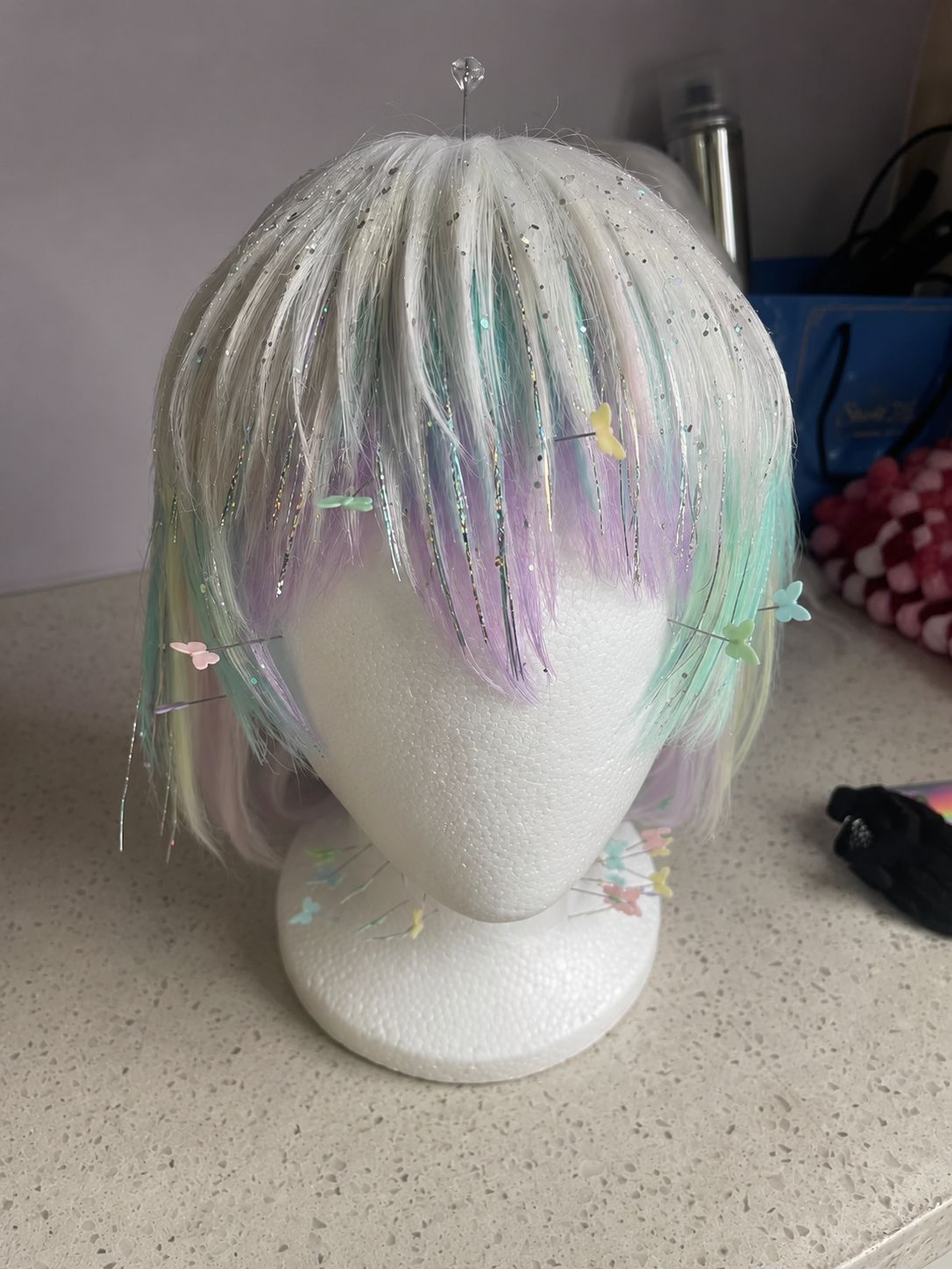 コスプレウィッグ 白髪ショート グラデーション ウィッグ ダイヤモンド　宝石の国　カット済み