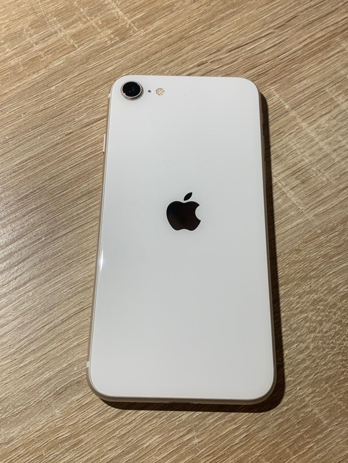 Apple iPhone SE 第3世代128GB ホワイト　ジャンク iPhone SE 3 128GB スターライト ジャンク品 - メルカリ