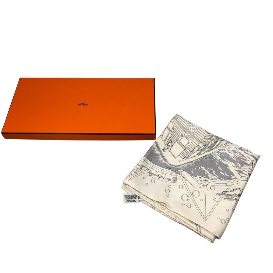 エルメス フラッグシップ スカーフ ホワイト系 HERMES【AFI29】