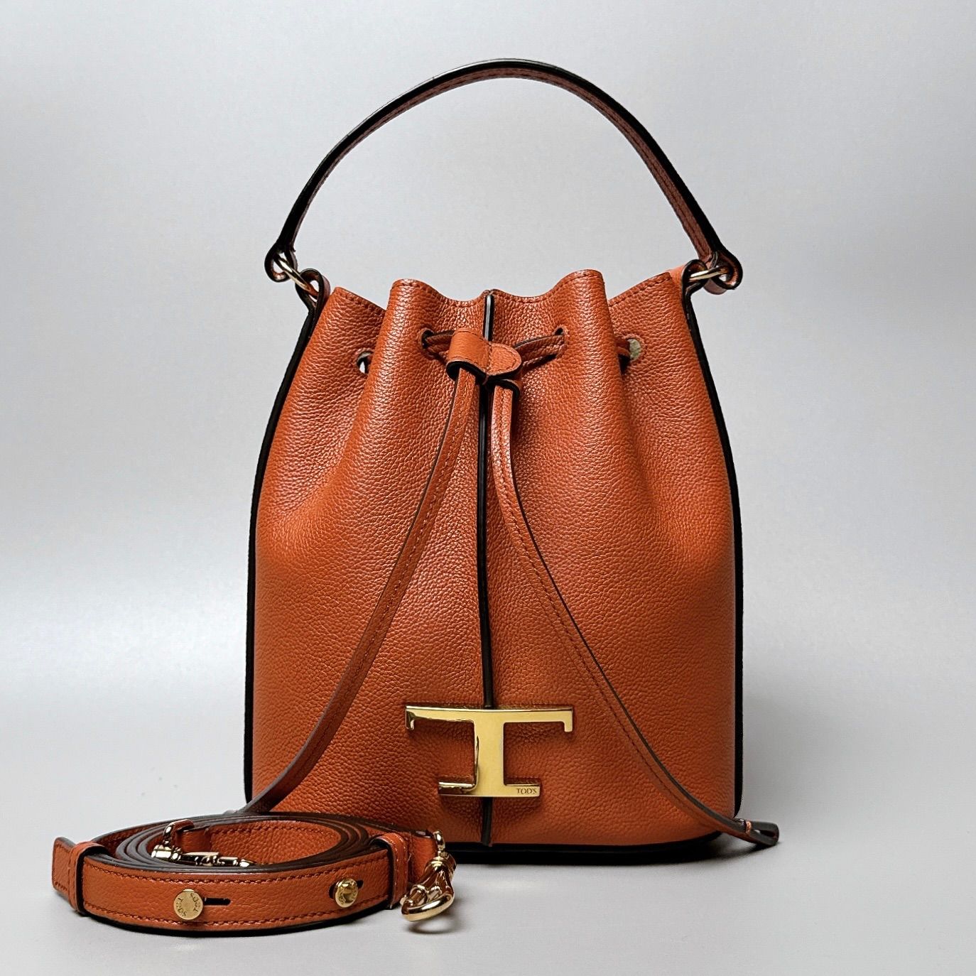 TOD'S / Tタイムレス バケットバッグ ショルダーバッグ オレンジ トッズ
