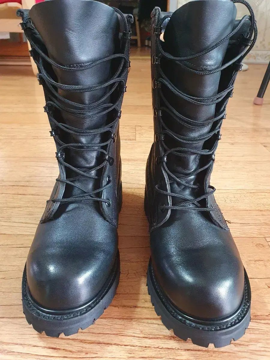 ミリタリー オリジナル GORE-TEX 防寒 ミリタリーブーツ (7W / 250 255) 前後